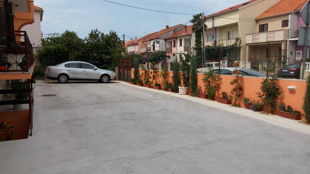 Bed and Breakfast Pansion Maria Zadar Exterior foto